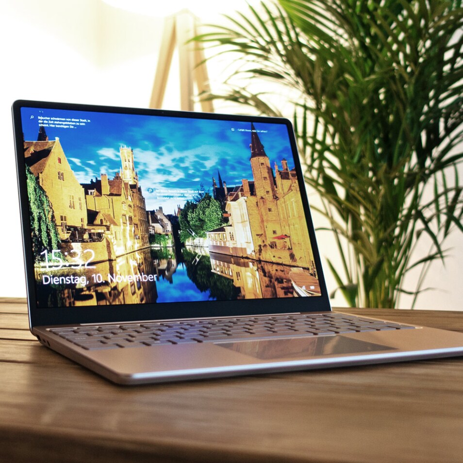 The Surface clone put to the test: Dell Latitude 7200 - Digitec The Surface clone put to the test: Dell Latitude 7200 - Digitec
