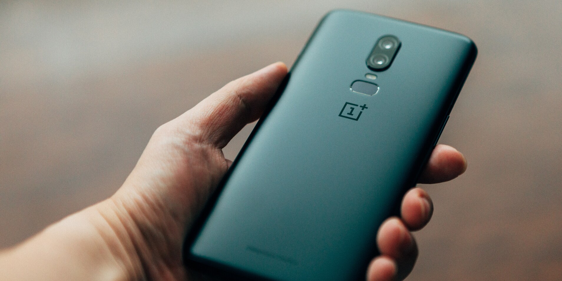 OnePlus 6 8GB 128GB 位置偽装 OnePlus 6 8GB 128GB 位置偽装