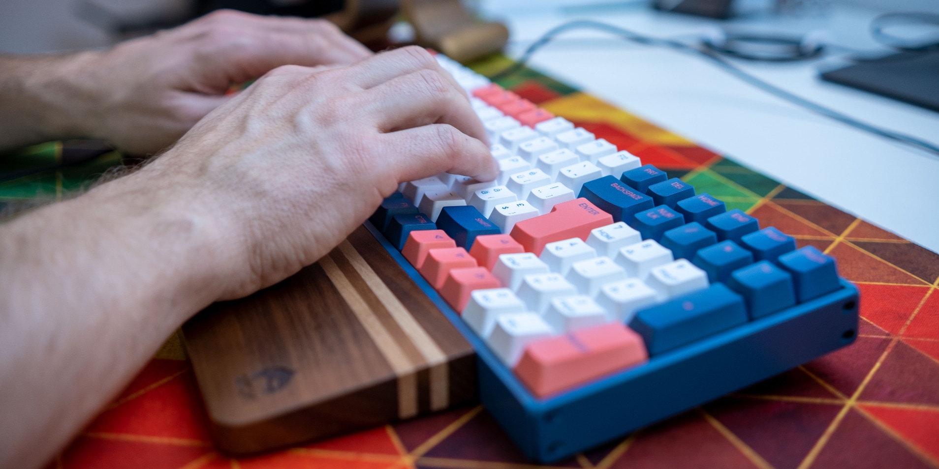 The Iqunix F96 keyboard sings as you type - Digitec The Iqunix F96 keyboard sings as you type - Digitec