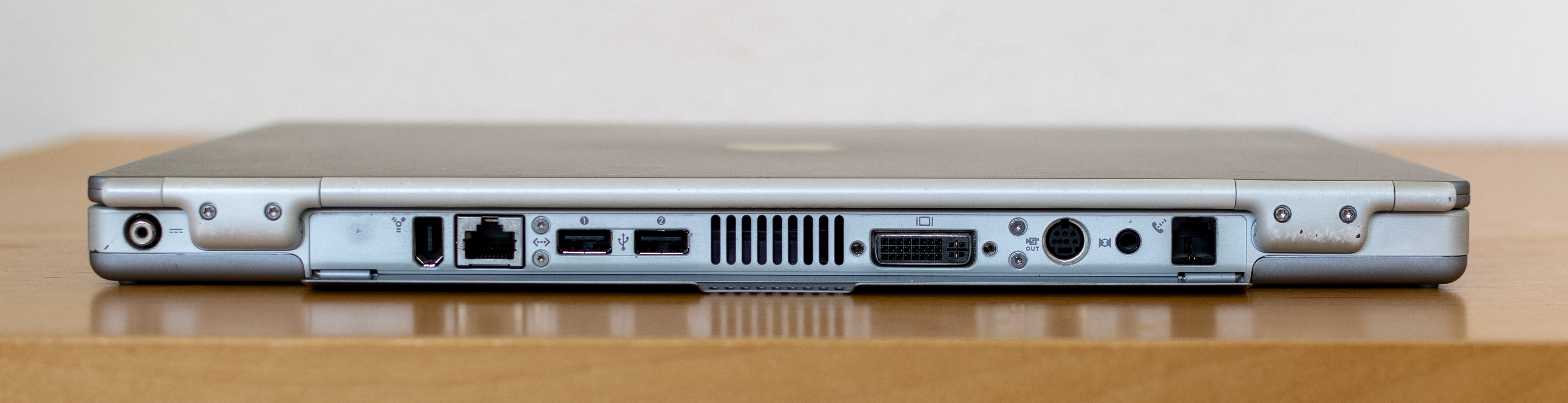 Apple Powerbook G4 titanium 867mhz A week of no internet with the