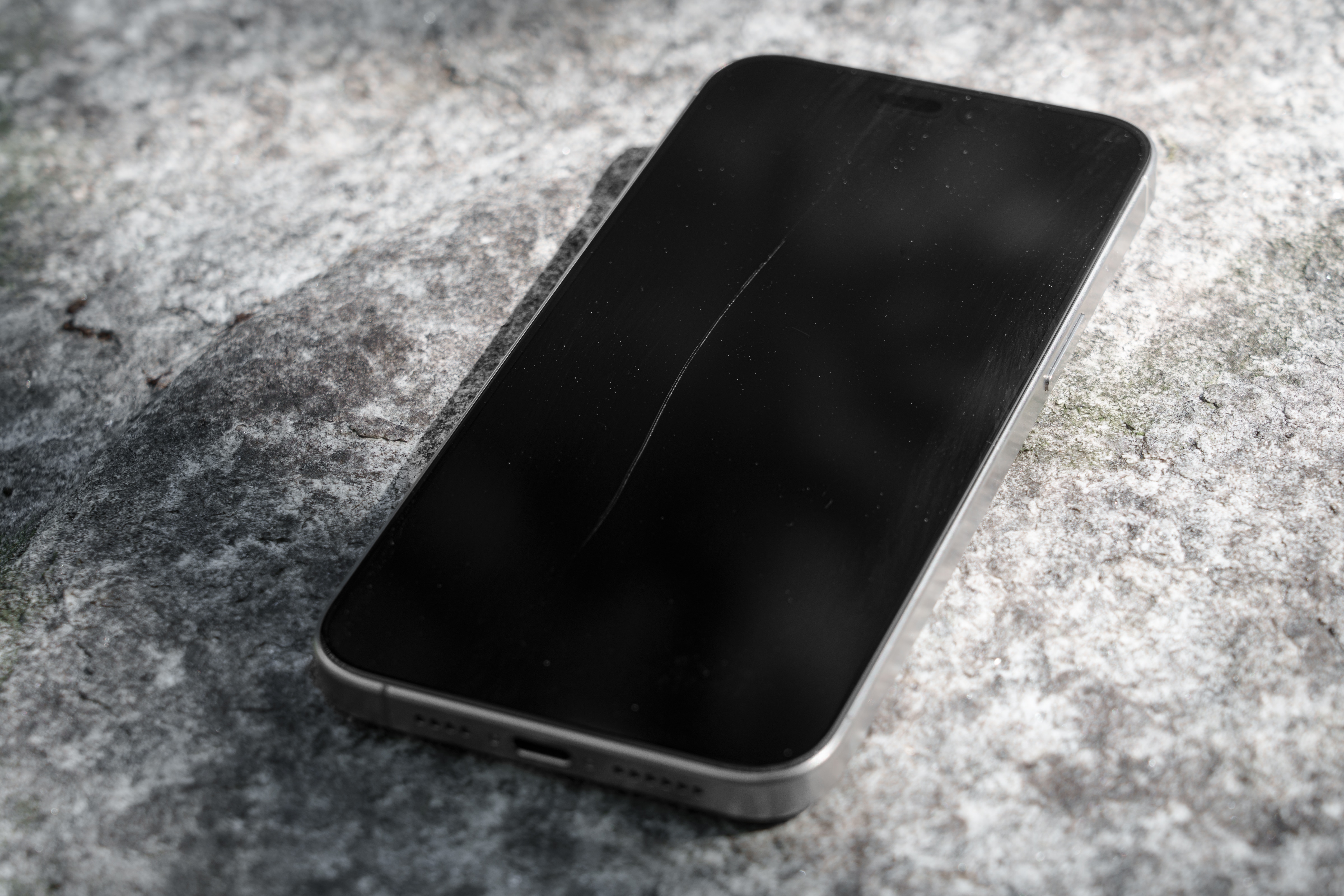 iPhone 15 Pro review: pointlessly pretty - Digitec