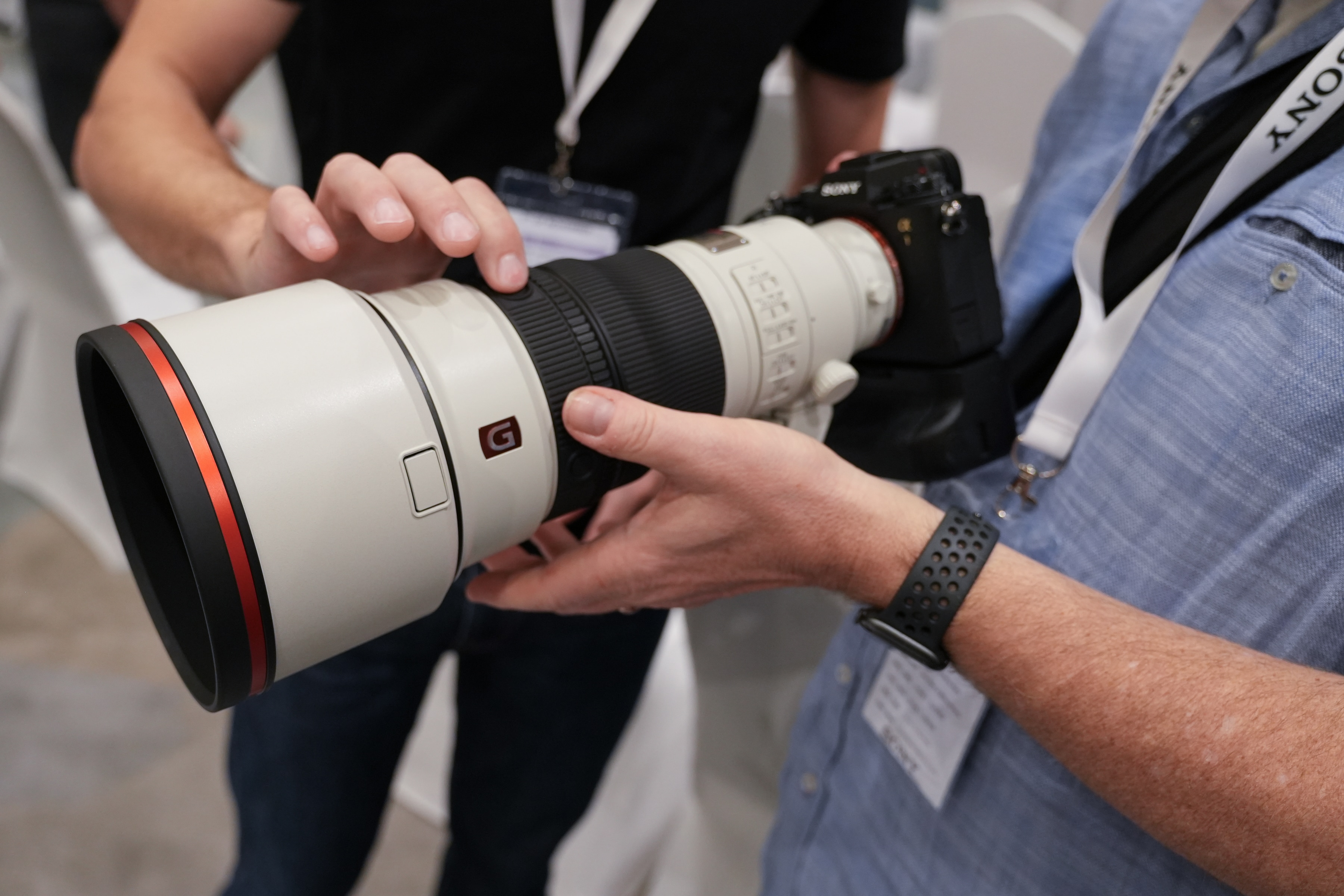Sony 300 mm F2.8 GM OSS: lightweight professional telephoto Sony 300 mm F2.8 GM OSS: lightweight professional telephoto