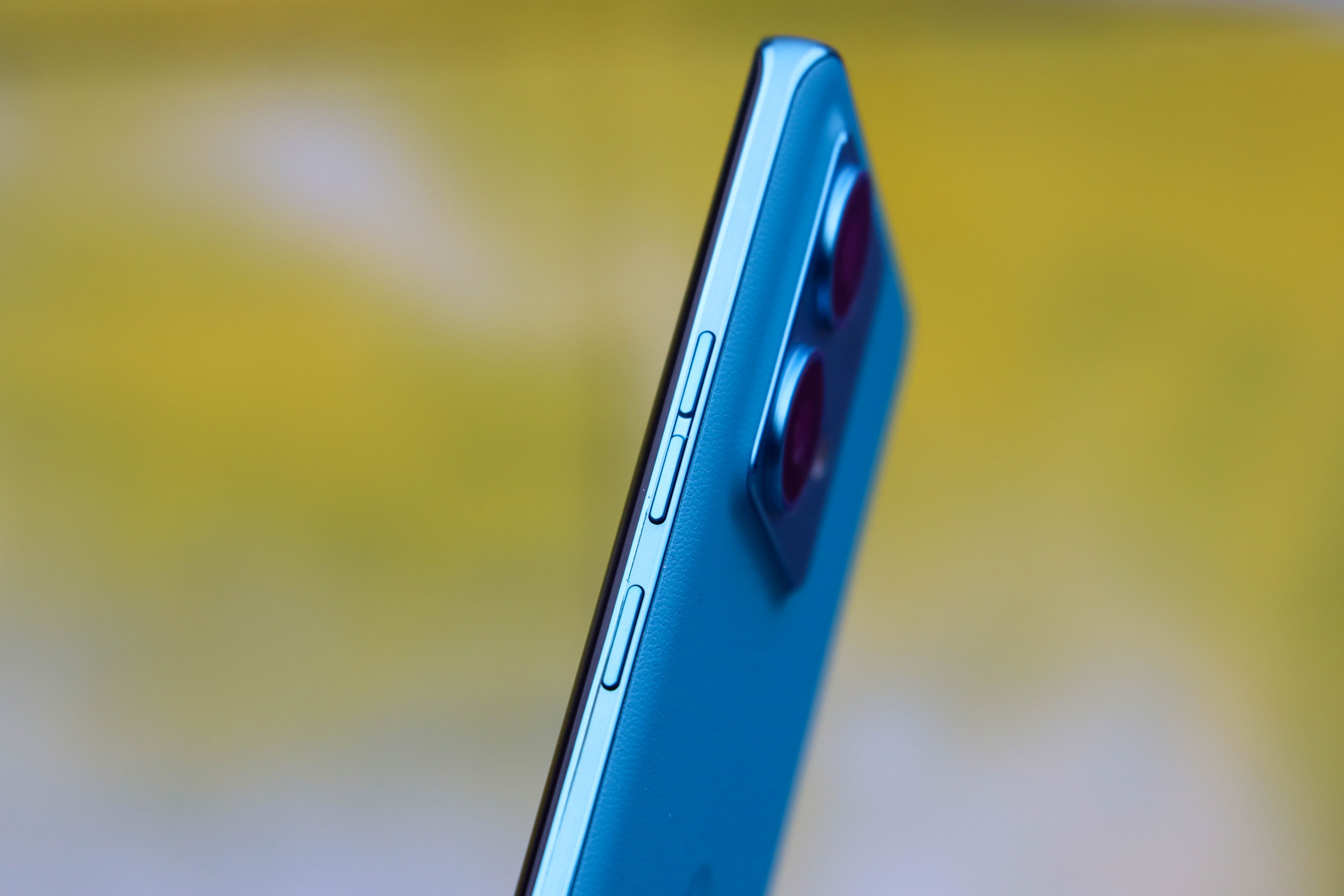 Motorola Edge 40 Neo im Test: Mittelklasse-Smartphone par