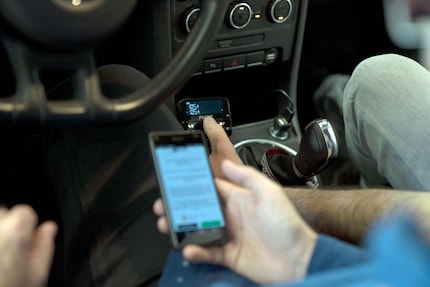 Nebst Radio kann der Pure DAB+-Empfänger auch Musik vom Handy streamen