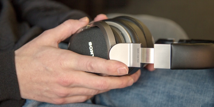 9.1 wireless surround headphones eargasm at its finest thanks to the Sony MDR HW700DS digitec