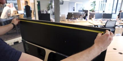 N’hésitez pas à enlever un ou deux centimètres des mesures que vous avez prises, pour être sûr que rien ne dépasse.