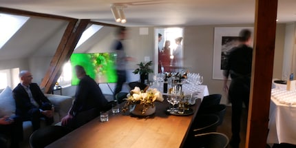 L'événement de lancement a eu lieu dans un loft élégant dans le quartier de Niederdorf à Zurich.