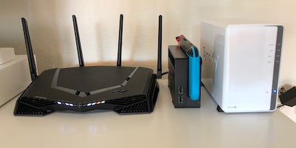 Un router davvero potente: un confronto delle sue dimensioni.
