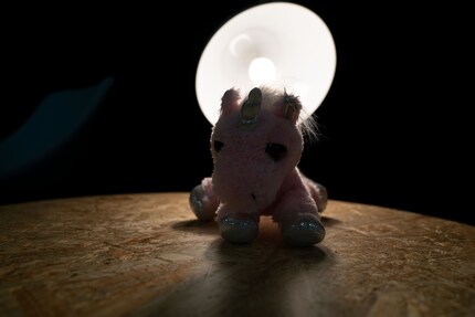 Horny mit Licht im Rücken