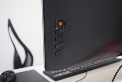 Le joystick est pratique, mais aussi un peu trop sensible.