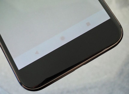 The navigation bar on the Google Pixel 2 has caused burn-in.