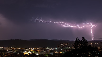 La foudre tombe près de Winterthour. Image: Andreas Hostettler