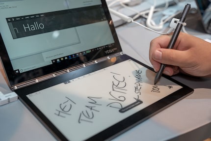 Das eInk Display statt der Tastatur soll dir neue Möglichkeiten eröffnen