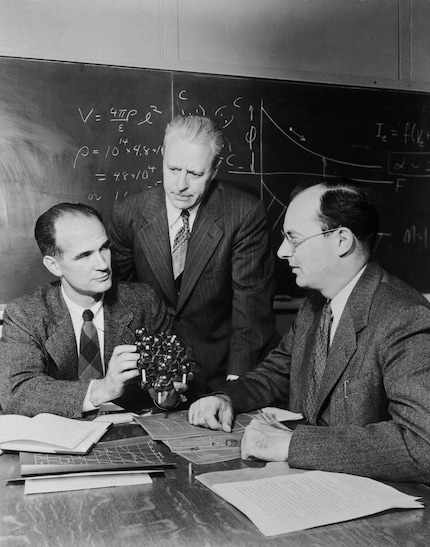 William Shockley, Walter Houser Brattain and John Bardeen (from left to right): The inventors of the transistor