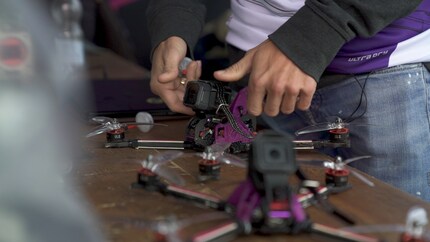 Drone de course avec GoPro.