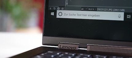 The black bar at the bottom of the screen is not very pretty.