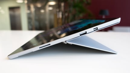 Les ports suivants sont disponibles sur la Surface Pro : Mini DisplayPort, USB 3.0 Type-A, prise d'alimentation, prise jack, interface pour Type Cover