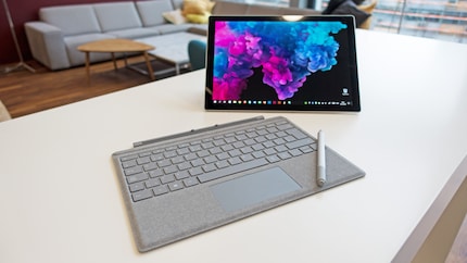 Le Signature Type Cover et le Surface Pen ne sont malheureusement pas inclus dans le prix de la Surface Pro 6.