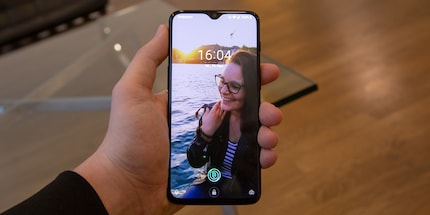 Gli AMOLED non hanno una luce brillante come quella degli LCD, ma i colori sono più ricchi