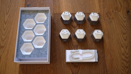 In einer Packung sind sechs Pods enthalten inklusive Netzwerkkabel.