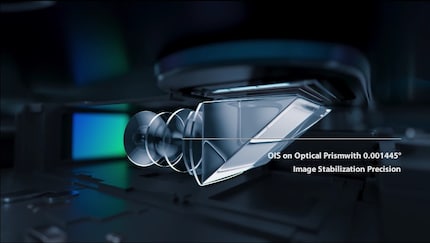Händezittern wird offenbar durch das bewegliche Prisma optisch stabilisiert.
