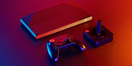 Joystick, Controller und Konsole: So sieht die Atari VCS inklusive Zubehör aus. Quelle: variety.com
