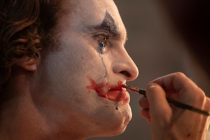 Joaquin Phoenix gibt den Joker, Batmans Erzfeind.