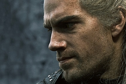 Henry Cavill dans le rôle de Geralt de Riv