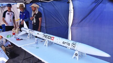 HEIDI e gli studenti devono sopportare oltre 40 °C nel deserto del New Mexico – di notte la temperatura scende a 15 °C.