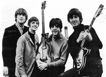 Persino i Beatles furono vittime della preselezione delle case discografiche. Nel capodanno 1962 si sono esibiti da Decca – sono stati rifiutati nonostante l’esibizione impeccabile. Più tardi sono stati presi da Parlophone/EMI.