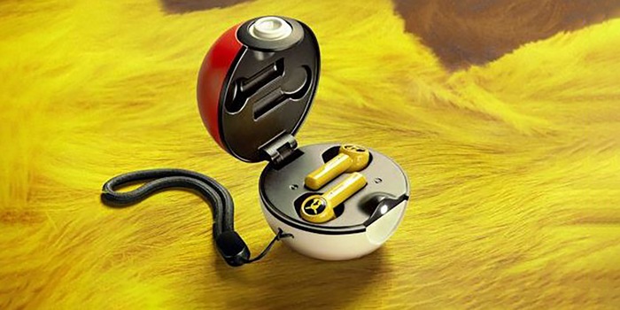 Pokeball earbuds shop