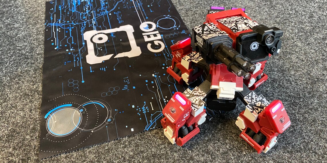 Le chiffon AR en microfibre est encore le meilleur : le GJS GEIO est tout sauf un robot de jeu cool.