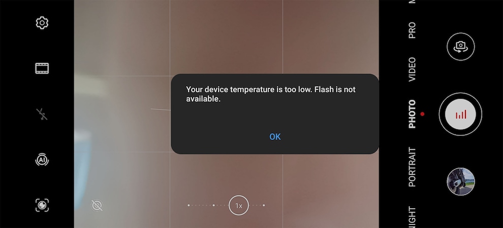 Se il telefono è congelato, il flash non funziona