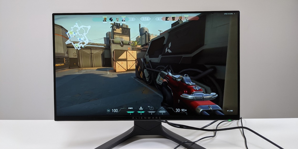 Alienware monitor with 240 Hz tested: Small, but with a lot of hertz ...