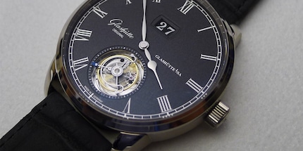 L'objet de tous mes désirs temporels : la Senator Tourbillon de Glashütte. Source : Chronomania