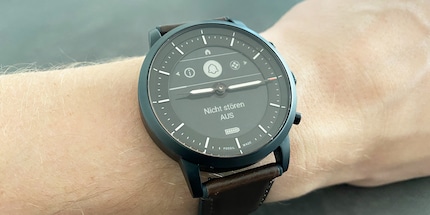 Le menu de la montre hybride Collider HR n'affiche que l'essentiel.