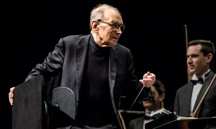 Ennio Morricone im Jahr 2013 bei einer Orchesteraufführung seiner Filmmusik.