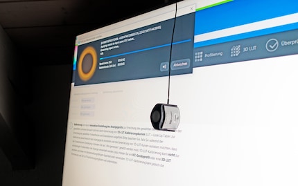 Avec le x-rite i1Display Pro Plus et le logiciel approprié, un moniteur peut être testé et calibré.
