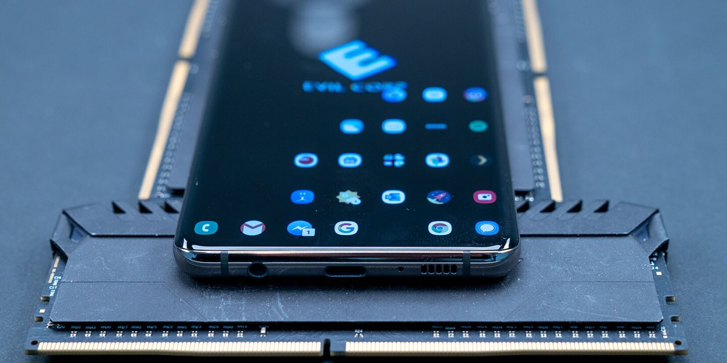Samsung Galaxy S10+ Ceramic: perché abbiamo bisogno di 12 GB di RAM?