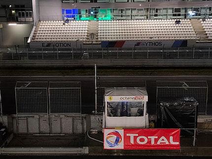 There’s actually a racing car in the middle of this picture