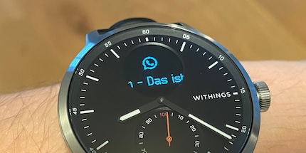Il display su cui vengono visualizzati i messaggi è piccolo, ma luminoso e nitido.