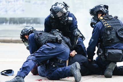 Laut China nie passiert: Polizeigewalt im Chater Garden in Hong Kong am 19. Januar 2020
