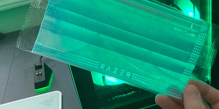 Von diesen Masken hat Razer über eine Million Exemplare verschenkt. Bildquelle: Reddit/zerprofniloc