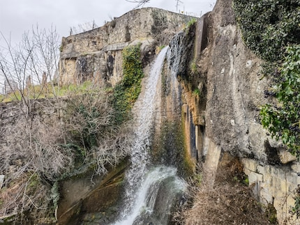 Huawei Mate 40 Pro, Waterfall Preset