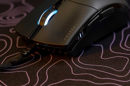 Les touches principales sont ornées du nom de la souris.