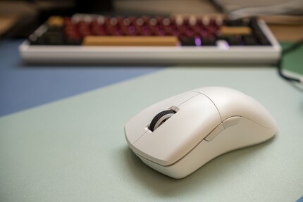 Das Scrollrad der Ninja ist laut und bietet wenig Grip.