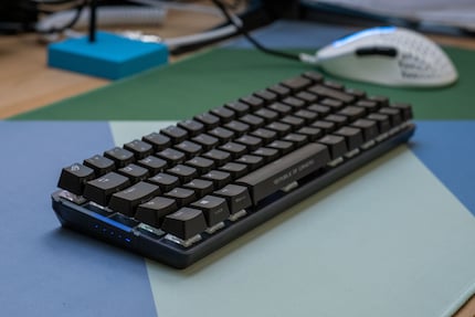 Le Falchion dispose d’un panneau tactile innovant sur le côté.