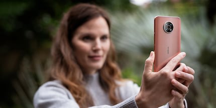 Il Nokia G50 in «Midnight Sun».