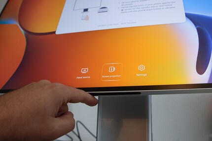 All it takes is touching the smart bar.