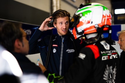 Lorenz Frey-Hilti in der Box auf dem Nürburgring.